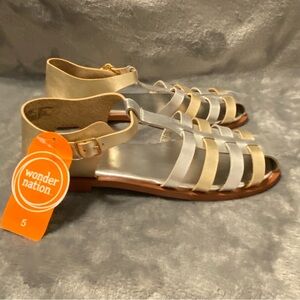Wonder Nation Women's Gold and Silver‎ Sandals Size 5 Fisherman Shoes New